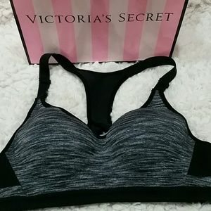 Victoria Sport Bra🍒